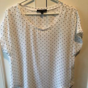 NWOT short sleeve polka dot top
